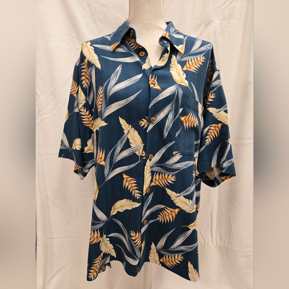 Men's Blue Tropical Print Shirt